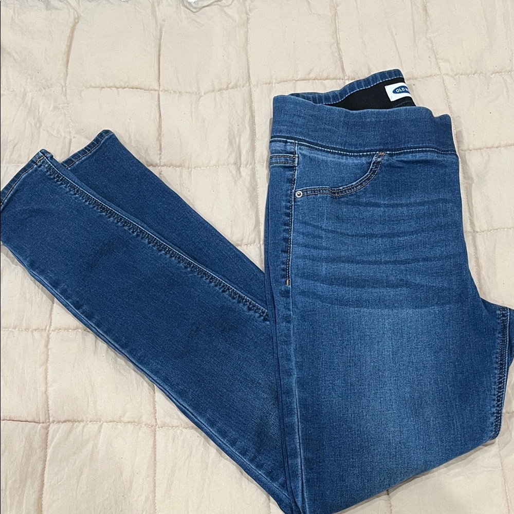 Old Navy Women's Skinny Jeans in Deep Blue